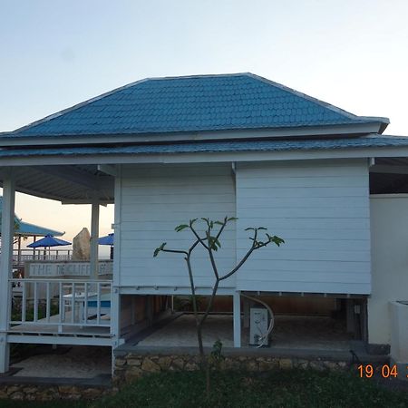 Hotel Cliff Park Lembongan Exterior foto