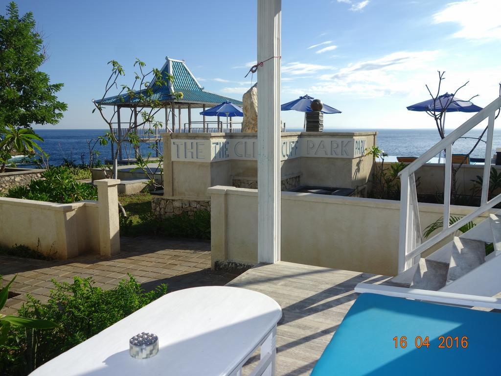 Hotel Cliff Park Lembongan Exterior foto