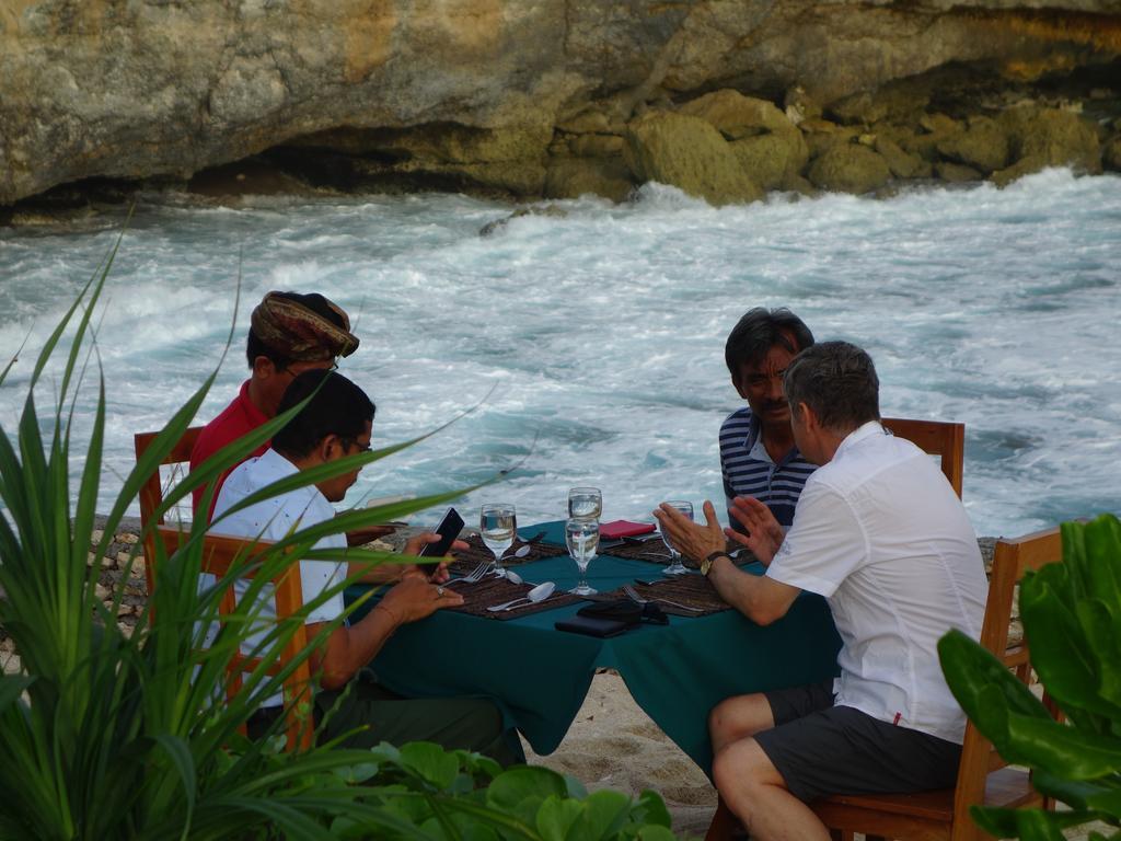 Hotel Cliff Park Lembongan Exterior foto